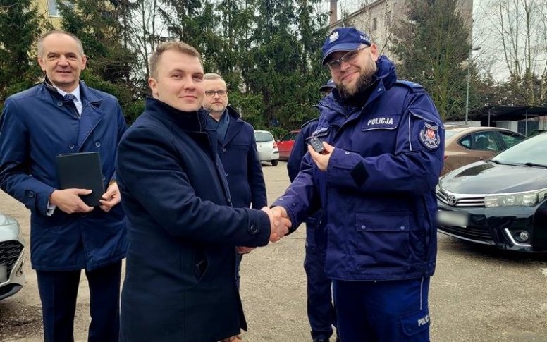 Dwa nowe pojazdy w Policji chodzieskiej