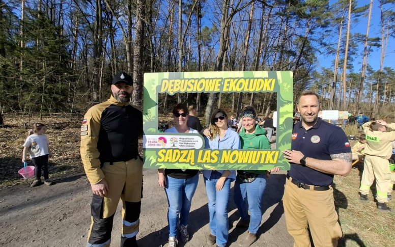 XI edycja "Dębusiowe Ekoludki sadzą las nowiutki"